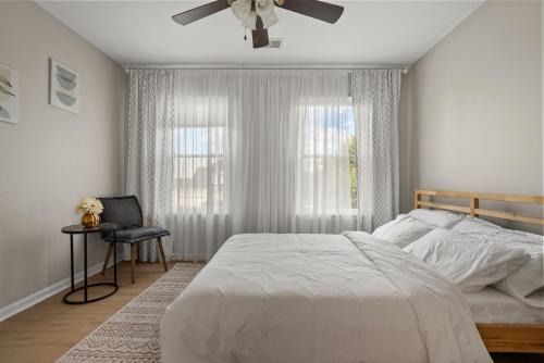 5 BedRooms Family retreat with GameRoom Near DC & Qunatico