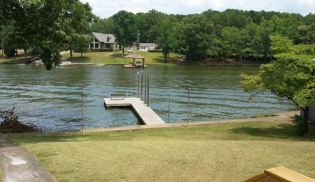 5 Bedrooms For a Great Price!