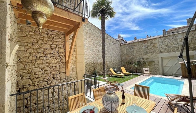 5 bedrooms in the heart of Monségur