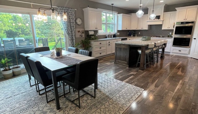 5 bedrooms, lots of space indoors & out for entertaining, close to golf courses!