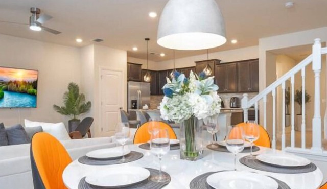 5 BR, 4.5 BA Villa | Sleeps 12!
