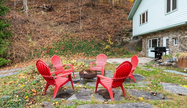 5 BR | Hot Tub | Valley View | Near Honeoye Lake