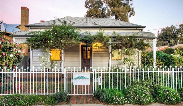 5 Connelly - Echuca Holiday Homes