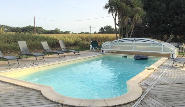 5 flower house - HEUGAS