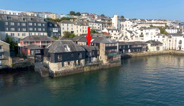 5 Jane's Court, Packet Quays