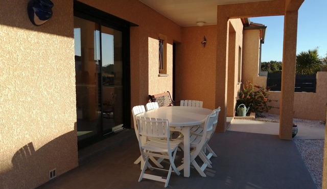 5 km from Argelès sur mer, Saint André, seasonal rental