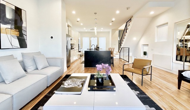 5 Luxury Homes Perfect for Accommodating Large Group Trips or Staycations