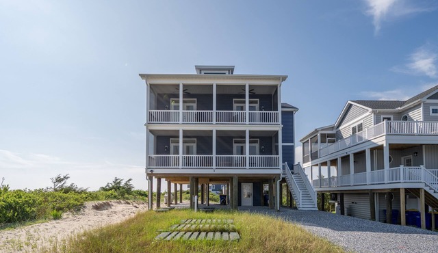 5 Maryland Avenue - Beach Front on Broadkill Beach!