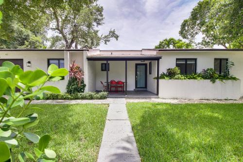 5 Mi to Beach Group Getaway with Yard in Miami