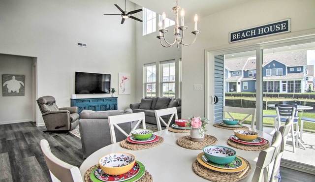 5 Mi to Beach & Pool Access: Bishop's Landing Home