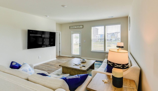 5 Mi to Bethany Beach: Home w/Pool + Gym Access!