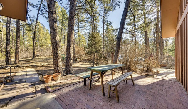 5 Mi to Castlewood Canyon: 'Grandma's House'