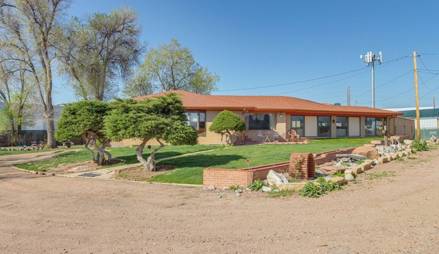 5 Mi to Dtwn Denver: Pet-Friendly Home w/Patio