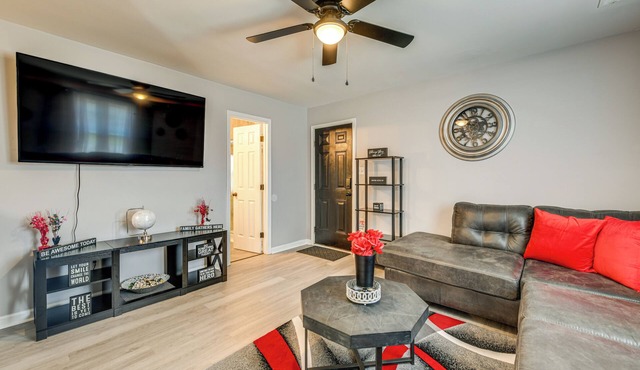 5 Mi to Dtwn: Family-Friendly Home in Richmond!