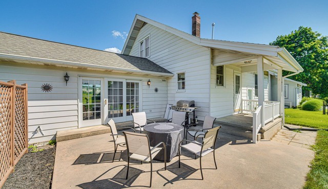 5 Mi to Hersheypark: Family Home w/Game Room