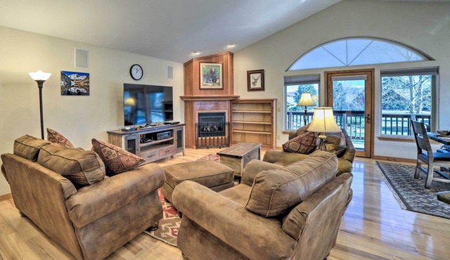 5 Mi to Hot Springs: Condo in Pagosa Springs!