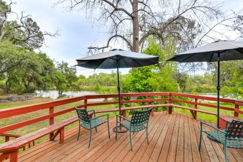 5 Mi to Lake Oroville Huge Riverfront Home!