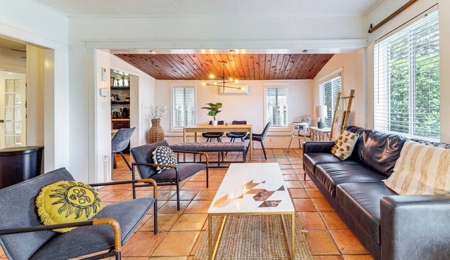 5 Mi to Las Olas Beach! Bright Home w/Fenced Yard