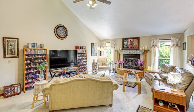 5 Mi to Platte River: Inviting Bellevue Rental
