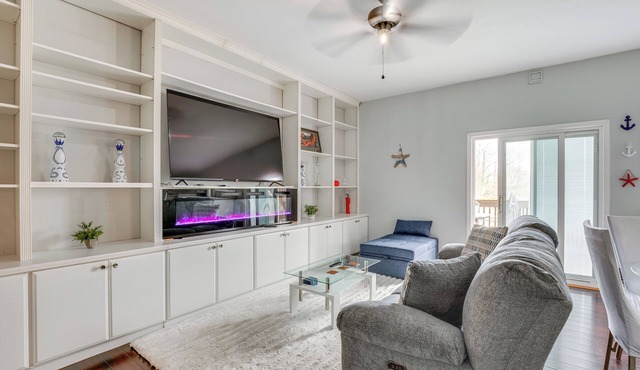 5 Mi to Rutgers University: New Jersey Guest Suite