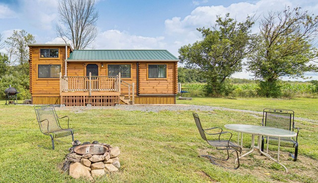 5 Mi to Susquehanna Boating! Secluded Log Cabin