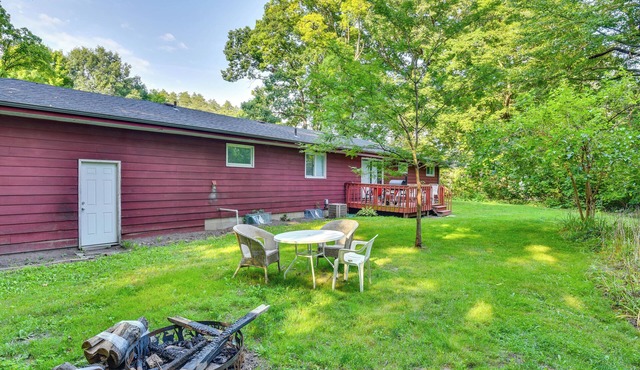 5 Mi to Warren Dunes - Secluded Sawyer Home!