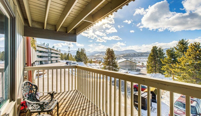 5 Mi to Winter Park Resort: Unit w/Pool & Hot Tub