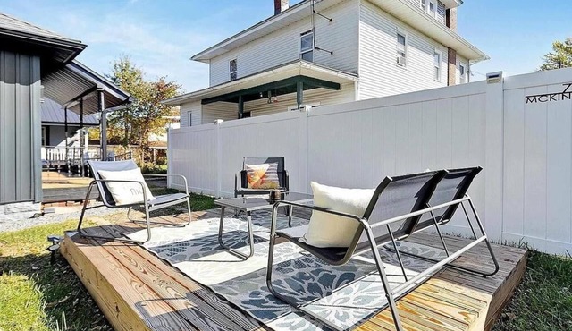 5 Min to Campus and Downtown Morgantown, River View, 3B 2B