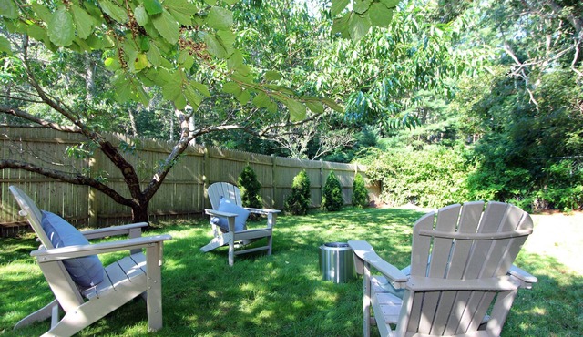 5 Min to Dining, Shops, Canal & Beach – Fire Pit, Grill, & Outdoor Dining