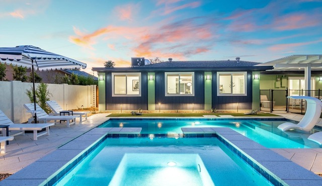 5 min to Old Town, Pool & Spa, 2 King Suites