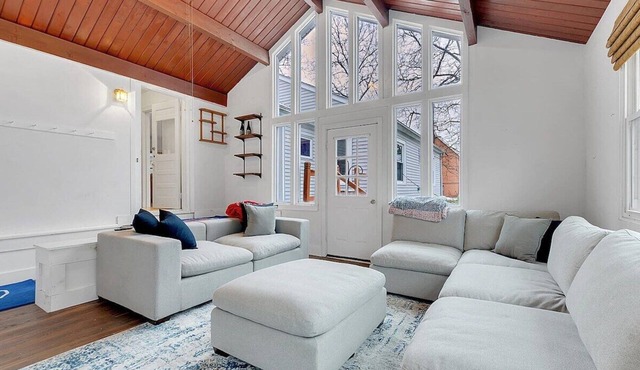 5 Min Walk Bills Stadium | Private Buffalo Home