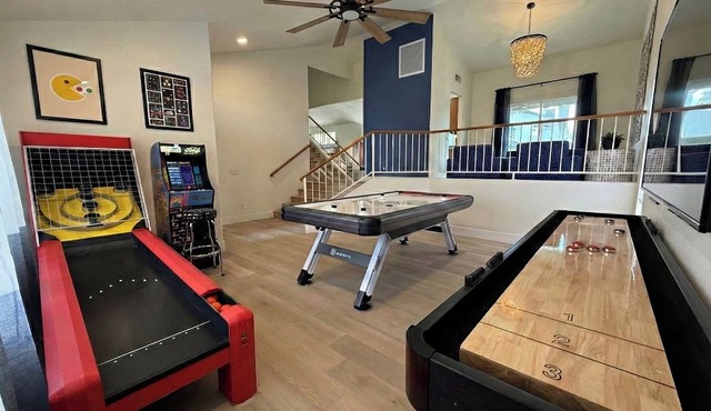 5-Min Walk State Farm Stadium 3 KINGS 4 Bdrm Pool