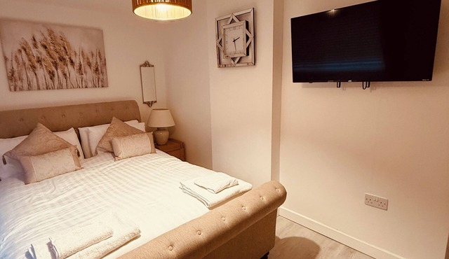 5 min walk to Seaton Sluice beach (Special price for single room)