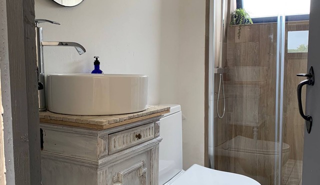 5 Mins from Les Thermes a Jonzac and Les Antilles! House, Gym swimming pool