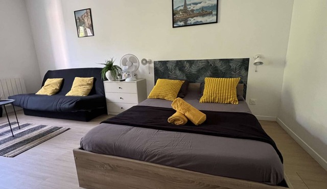 5-minute walk from TGV station