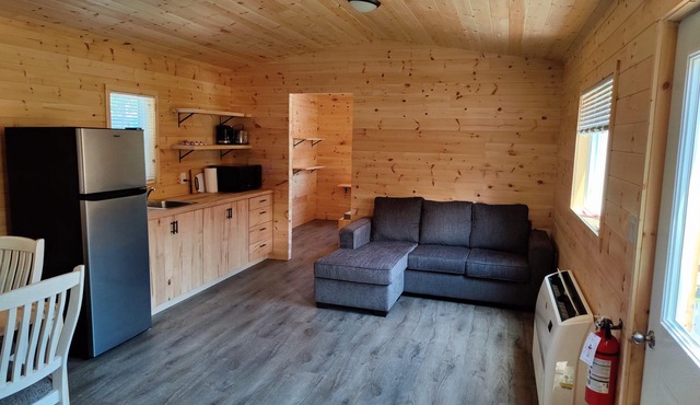 5 minute walk to Sandbanks Beach! In the heart Prince Edward County