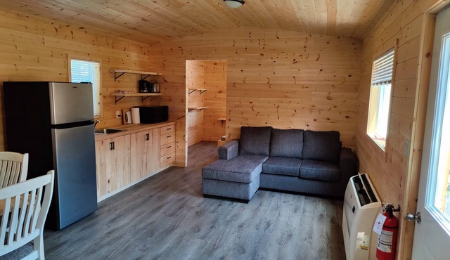 5 minute walk to Sandbanks Beach! In the heart Prince Edward County
