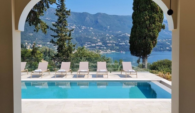 5 Minute Walk to Ipsos Beach & Restaurants PRESTIGE VILLAS