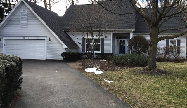 5 Minute walk to the Erie Canal with a perfect location to view the eclipse.