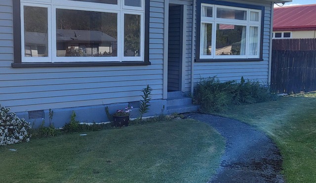 5 minute walk to town