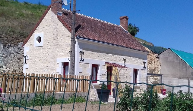 5 minutes from Beauval zoo park and in the center of the Loire chateaux