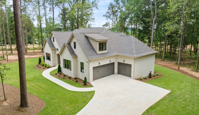 5 minutes from Robert Trent Jones Grand National. 5 bedrooms and 3.5 baths.