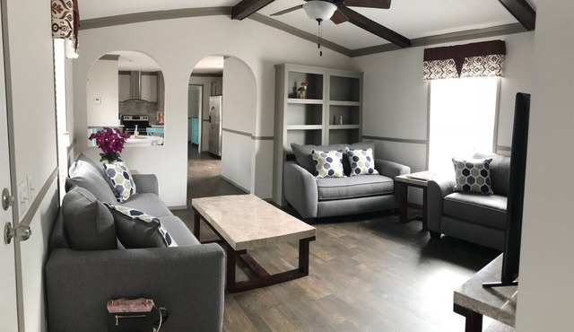 5 MINUTES TO PERDIDO KEY BEACHES!