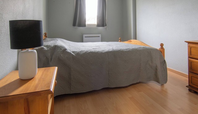 5 Mn from the village of Fronton Apartment in a secure residence