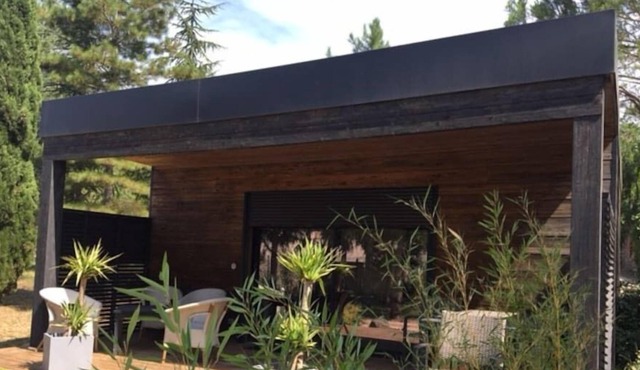 5 Nice spacious chalet 2/3 p quiet - air conditioning swimming pool