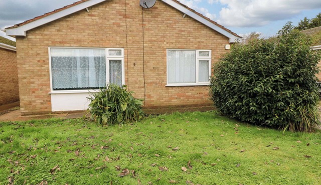 5 OVERSTONE DRIVE, with a garden in Wisbech