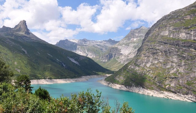 5* Panoramic Eco Design Apartment in Lumnezia (8 Pers. - near Flims /Laax)