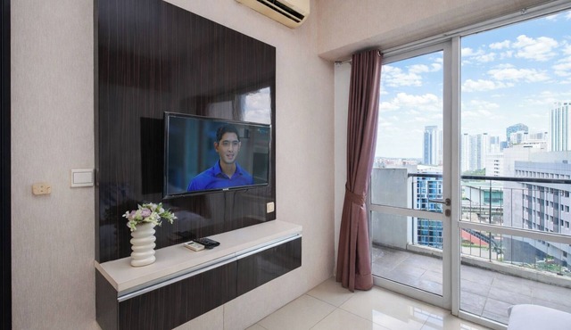 5 Pax Cozy And Airy 3Br At Ambassade Kuningan Apartment