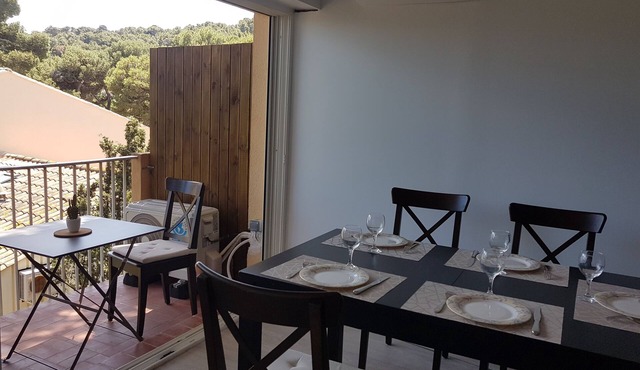 5 people Sea view terrace in the heart of the resort