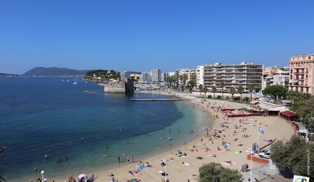 5 pers - 2 bedrooms Mourillon - Walking distance to the beach - Parking - Ferry Corse